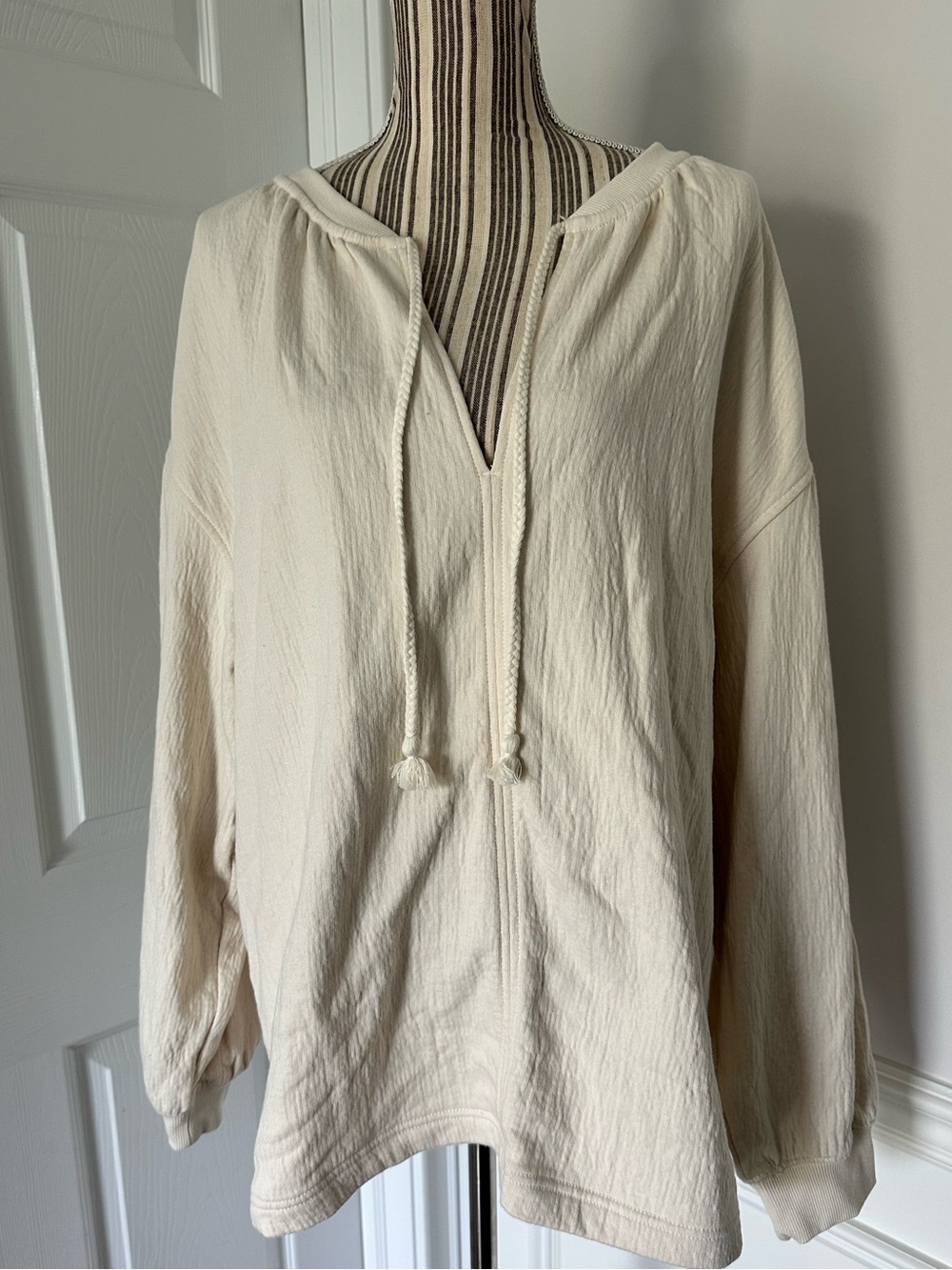 Aerie Real Good NWT Cream Textured Pullover Top M